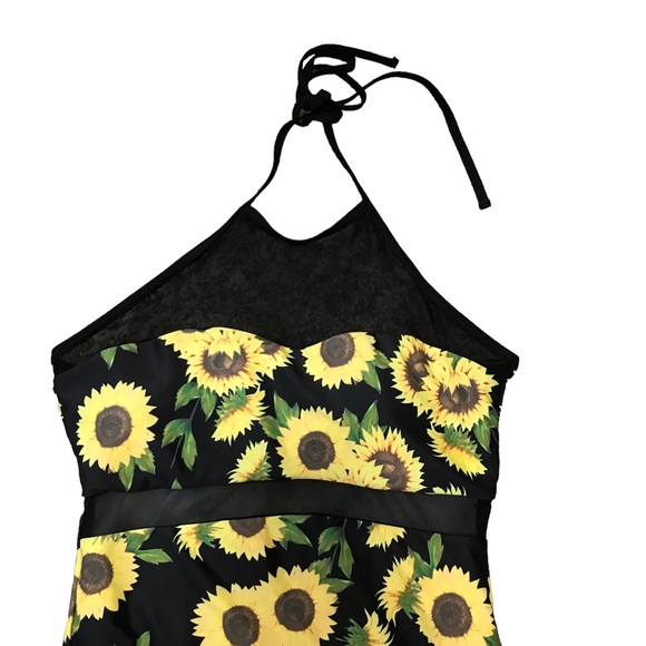 Shein sunflower halter one piece bathing suit - Picture 3 of 10